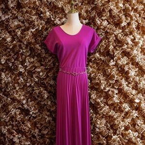 Elegant Pink Women's Dress